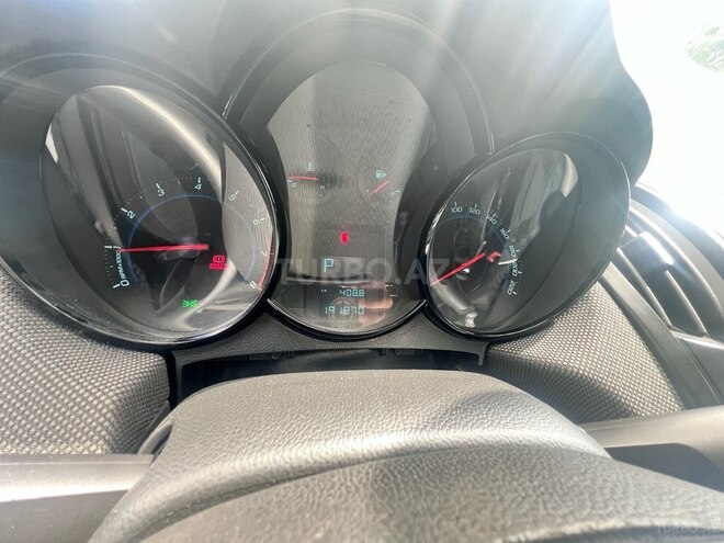 Chevrolet Cruze-10