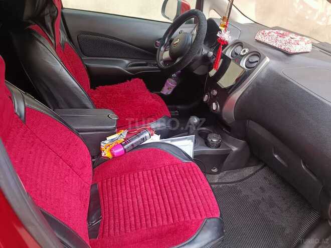 Nissan Note-2