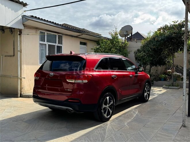 Kia Sorento-4