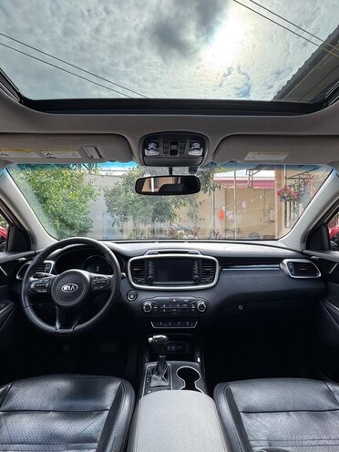 Kia Sorento-9