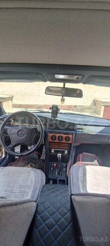 Mercedes 190-5