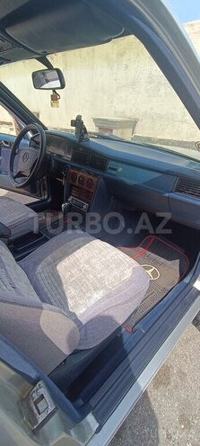 Mercedes 190-7