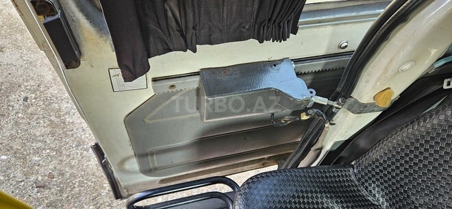 Ford Transit-19