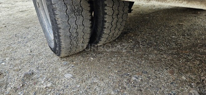 Ford Transit-12
