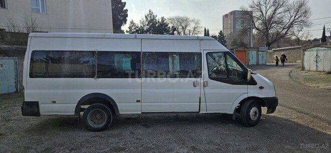 Ford Transit-7