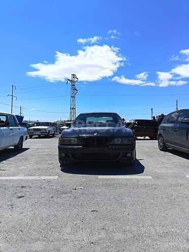 BMW 523-1