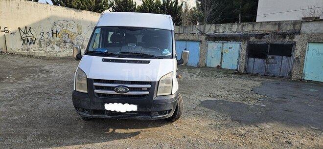 Ford Transit-1