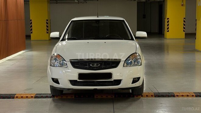 LADA (VAZ) Priora-1