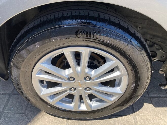 Chevrolet Cobalt-9