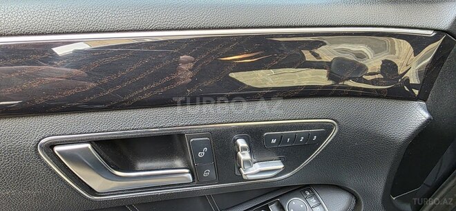 Mercedes E 220-7
