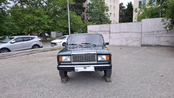 LADA (VAZ) 2107-1