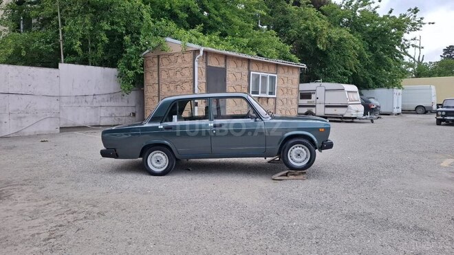 LADA (VAZ) 2107-5