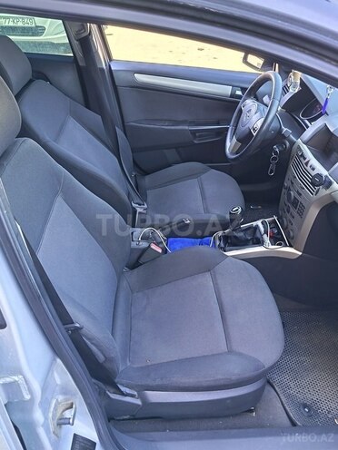 Opel Astra-7