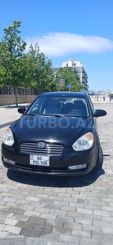 Hyundai Accent-2