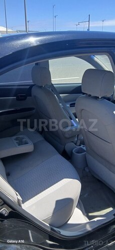 Hyundai Accent-5