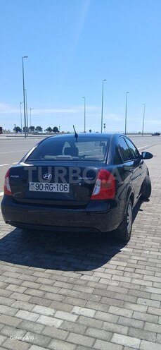 Hyundai Accent-3