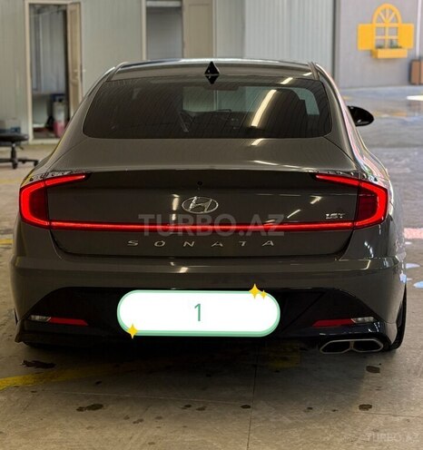 Hyundai Sonata-2