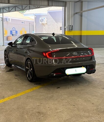 Hyundai Sonata-3
