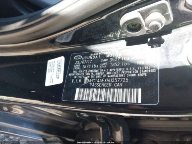 Hyundai Accent-17