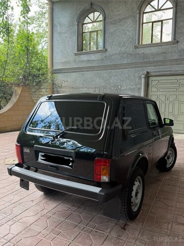 LADA (VAZ) Niva-6