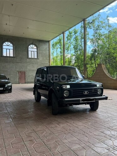 LADA (VAZ) Niva-3