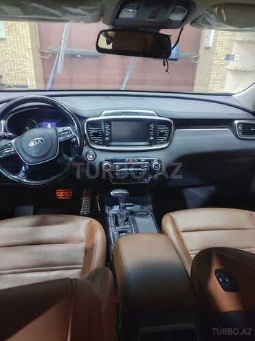 Kia Sorento-3