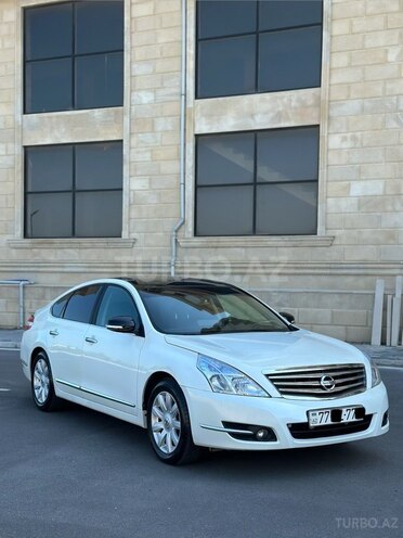 Nissan Teana-3