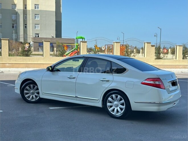 Nissan Teana-9
