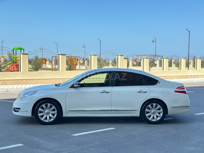 Nissan Teana-11