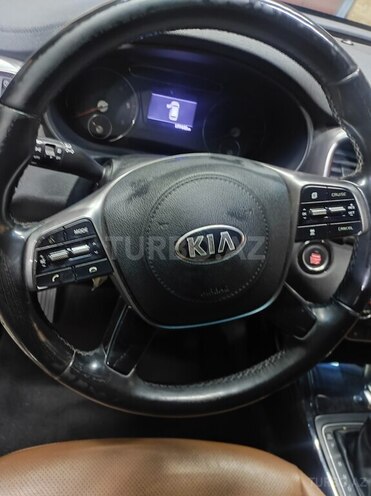 Kia Sorento-14