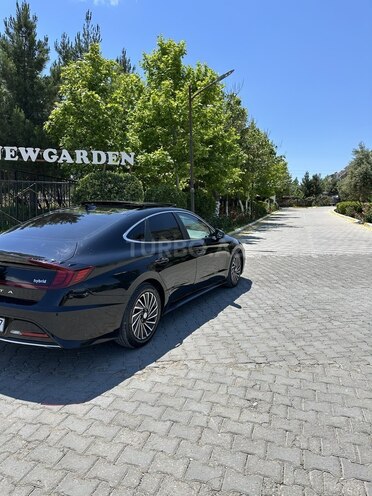 Hyundai Sonata-3