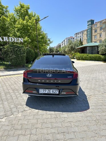 Hyundai Sonata-5