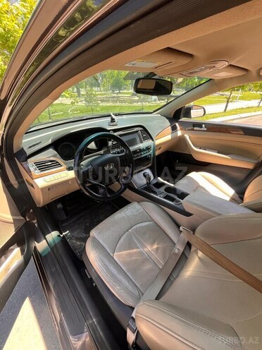 Hyundai Sonata-3