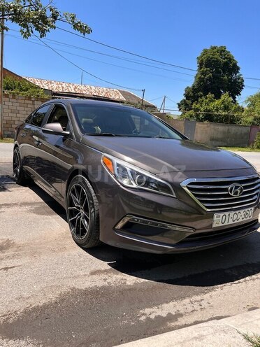 Hyundai Sonata-15