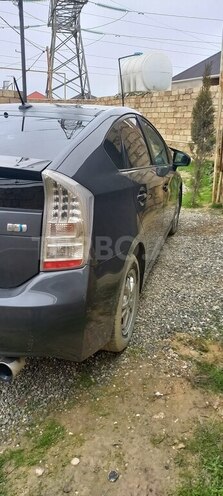 Toyota Prius-8