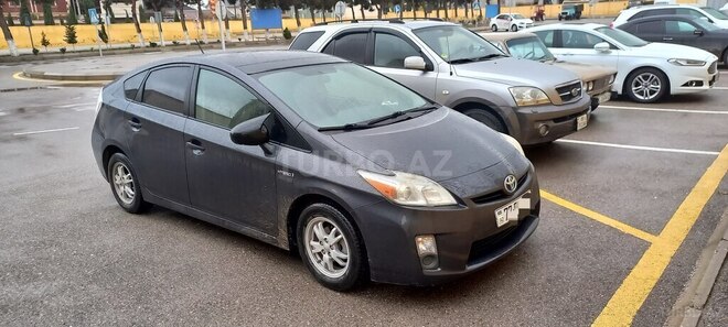 Toyota Prius-1