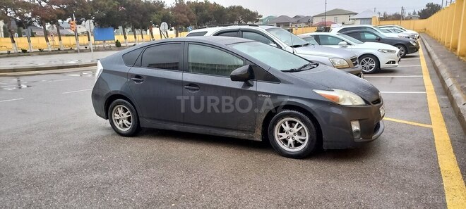 Toyota Prius-14