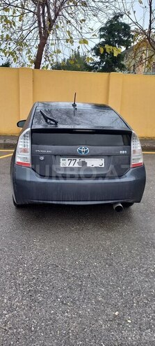 Toyota Prius-16