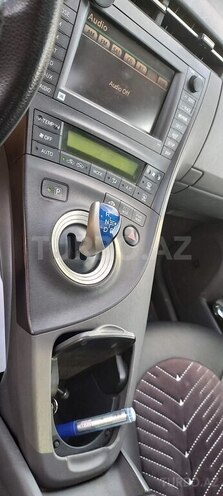 Toyota Prius-19