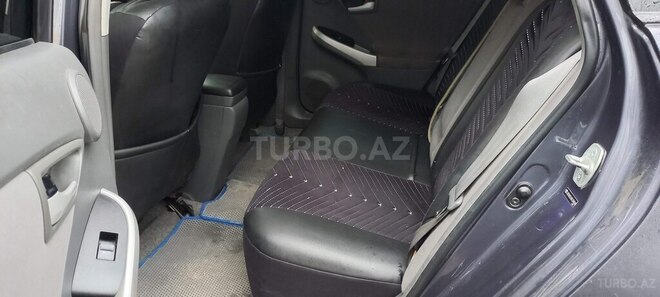 Toyota Prius-20