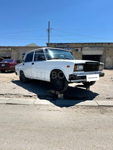 LADA (VAZ) 2107-2