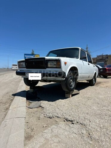 LADA (VAZ) 2107-5