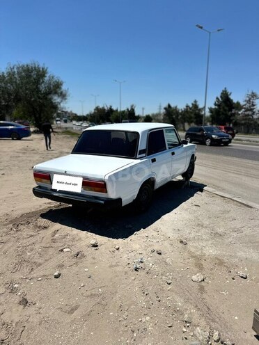 LADA (VAZ) 2107-4