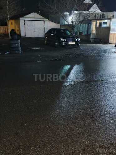 Mercedes E 220-6