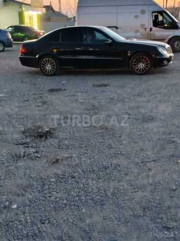 Mercedes E 220-9
