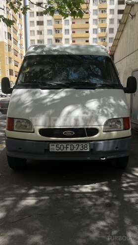 Ford Transit-2