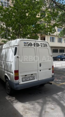 Ford Transit-7