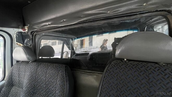 Ford Transit-15