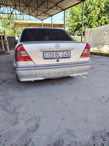 Mercedes C 180-2