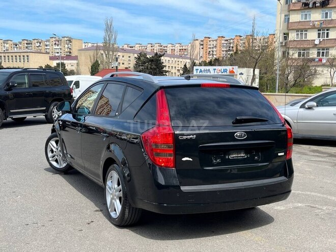 Kia Ceed SW-13